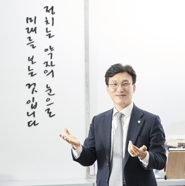 김민석 국회 보건복지위원장