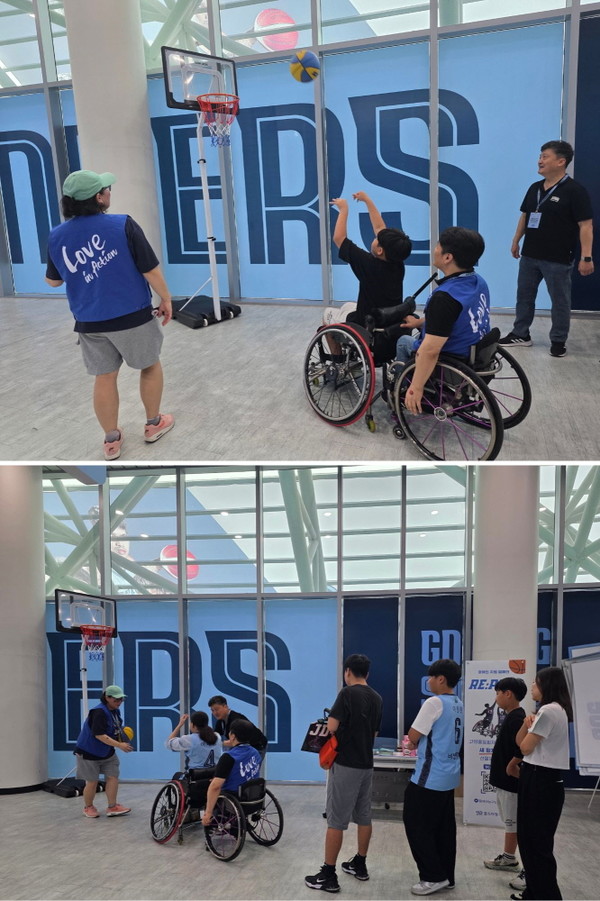 홀트아동복지회는 고양 소노 스카이거너스 프로농구단과 함께 고양홀트휠체어농구단을 후원하는 ‘리플레이(RE:PLAY)’ 캠페인을 진행한다. 사진은 현장에서 휠체어 슛팅을 체험하고 있는 참가자들의 모습.