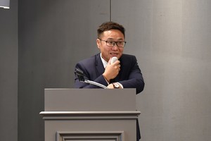 [ICSW 동북아지역대회] 몽골 사례 발표하는 수츠어치르 사회복지학과장