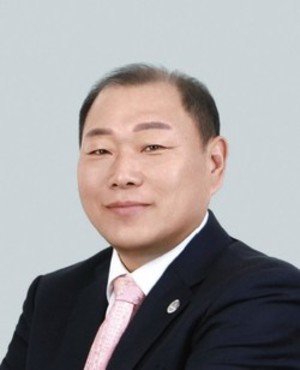 “현장과 소통하며 사회복지관 발전 이끌겠다”
