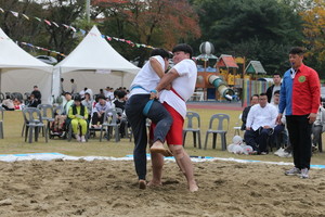 홀트학교, 개교 50주년 기념 ‘어깨동무음악회’ 및 ‘장사씨름대회’ 성료
