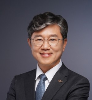 “앞으로의 시간은 사회복지사의 기준을 세우는 시간이 되어야 한다”